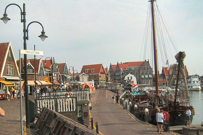 Day Trip from Amsterdam to Zaanse Schans Windmills and Volendam - Transport, pickup, and the value of a private day