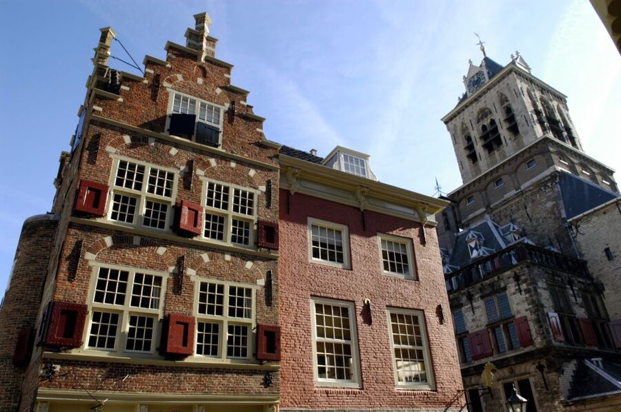 Delft: Guided Walking Tour - The Market Square and Delft’s Civic Face