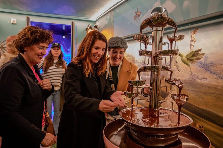 Den Bosch: Bossche Bollen Experience - Humor, short videos, and a very Brabant tone