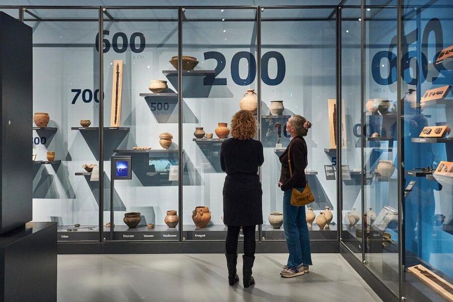 Den Bosch: Het Noordbrabants Museum Entry Ticket - Brasserie, shop, and courtyard pauses