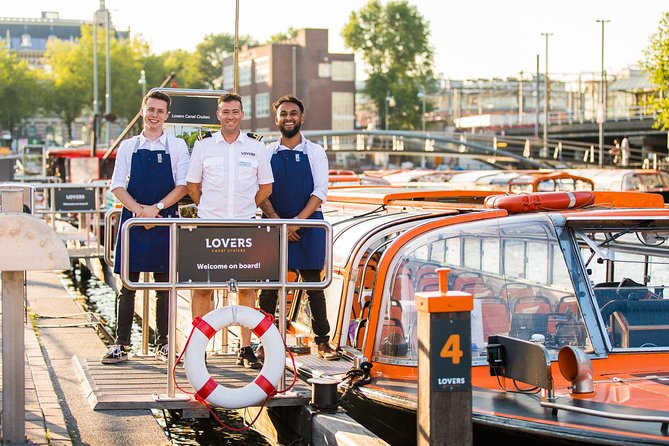 Dinner Canal Cruise Amsterdam: 4-Courses Including Drinks - Bloemenmarkt and the final stretch