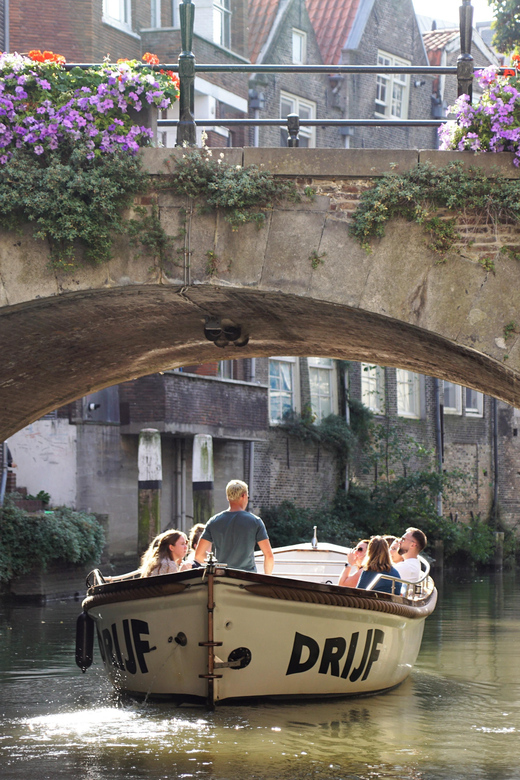 Dordrecht: City Canal Cruise - Is $21 a fair price?