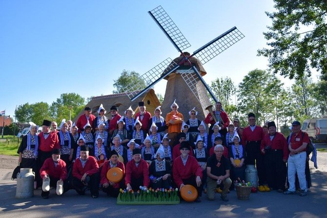 Dutch Experience in Volendam with Traditional Outfits - How the cheese farm and clog factory fit together