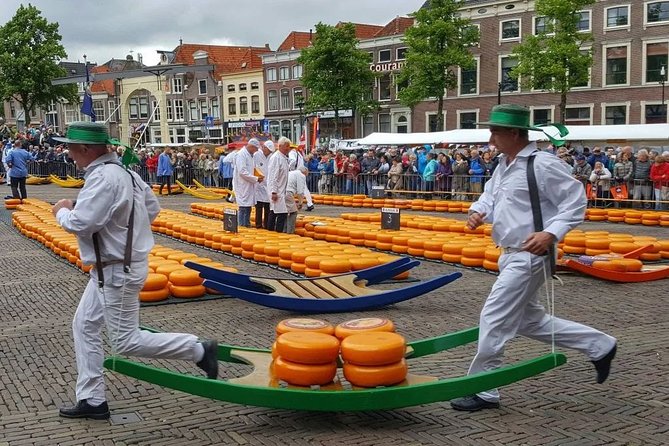 e-Scavenger hunt Alkmaar: Explore the city at your own pace - Timing, access, and the question of indoor stops