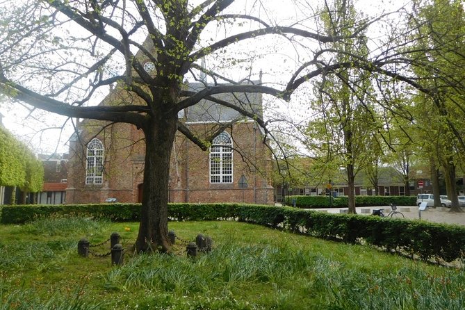 e-Scavenger hunt Leeuwarden: Explore the city at your own pace - Museumhuis Van Eysinga and the wider city loop