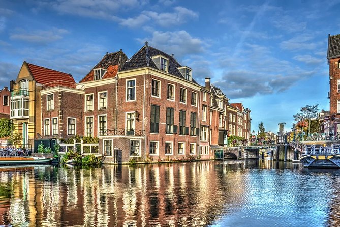 e-Scavenger hunt Leiden: Explore the city at your own pace - CORPUS and Naturalis