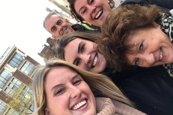 e-Scavenger hunt Middelburg: Explore the city at your own pace - The app, languages, and ease of use