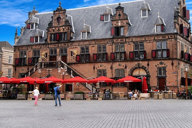 e-Scavenger hunt Nijmegen: Explore the city at your own pace - From Marienburgkapel to the old school quarter