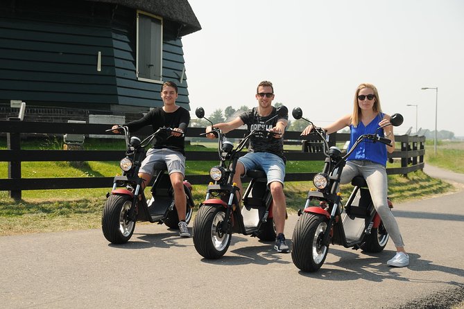 E-scooter rental Volendam - Countryside of Amsterdam - Choosing three, five, or eight hours