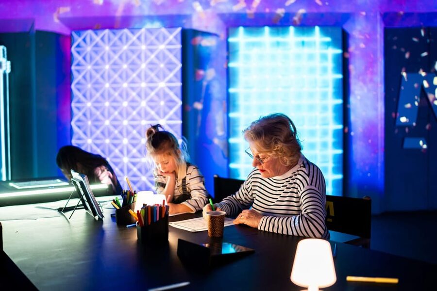Eindhoven: Motion Experience Light Art Playground Ticket - Who will enjoy Motion Experience most