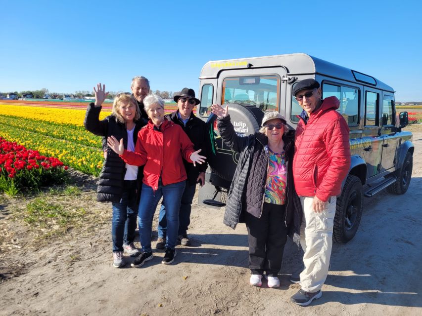 Enjoy the tulip fields in a Landrover with a local guide! - Keukenhof Castle and the later flower-field drive
