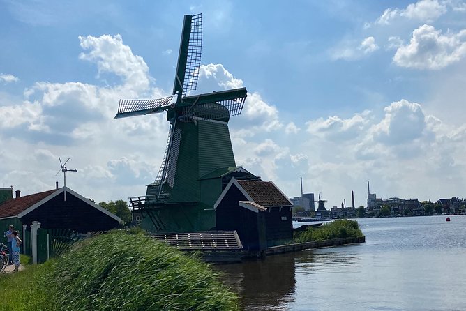 Escape Amsterdam: E-Bike to Zaanse Schans Windmills & Zaandam - Zaandam and the buildings that look like paintings