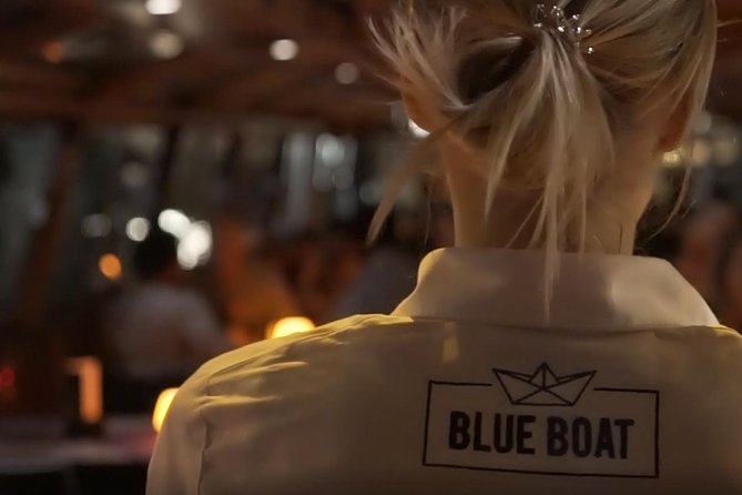 Evening Canal Cruise in Amsterdam with Wine & Cheese Option - Choosing the wine and cheese option