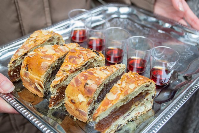 Food Walking Tour of The Hague - by Bites & Stories - Haagse Harry and the city’s sense of humor