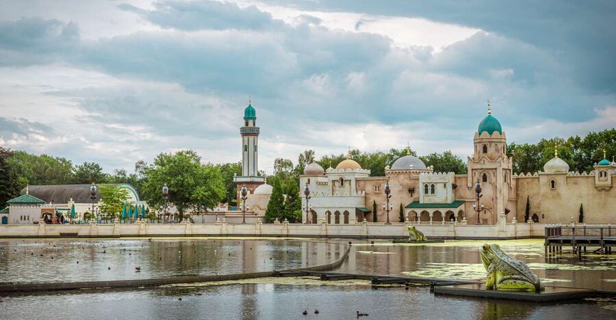 From Amsterdam: Day Trip to Efteling Theme Park with Ticket - Key points at a glance