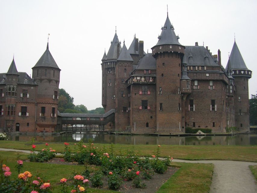 From Amsterdam: Private Day Trip to the Dutch Castles - Two Dutch castles, two very different moods