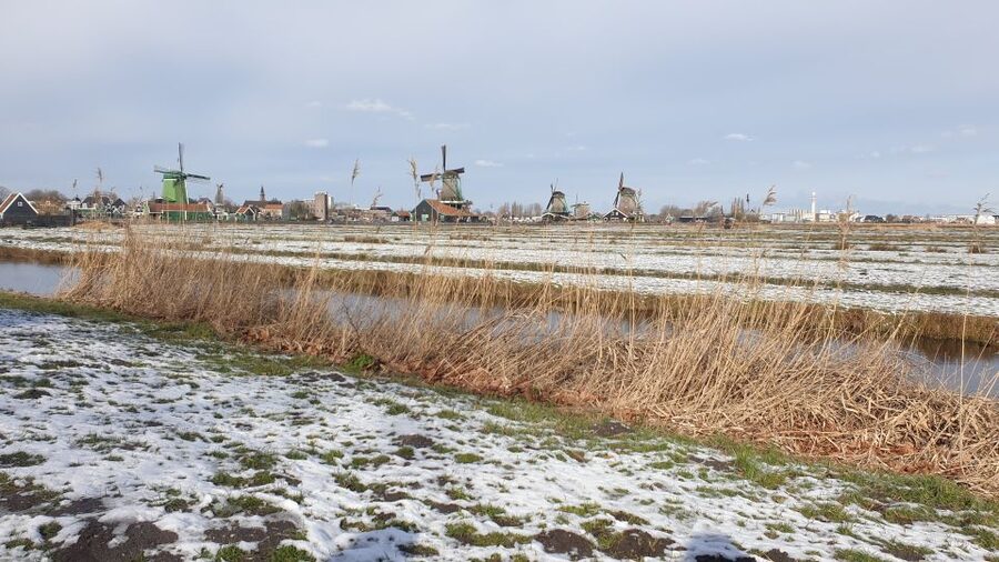 From Amsterdam: Small Group Zaanse Schans and Volendam Tour - Leaving Amsterdam for old Holland