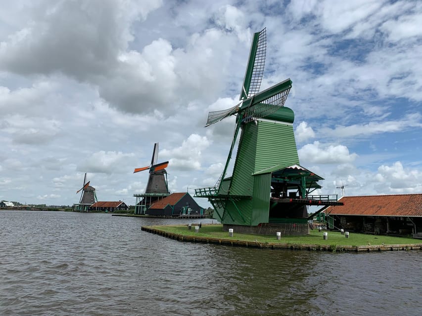 From Amsterdam: visit Zaanse Schans, Muiderslot and more! - Zaanse Schans in 75 minutes