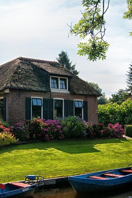 From Amsterdam: Zaanse Schans and Giethoorn Countryside Trip - Is this $516 countryside tour worth booking?