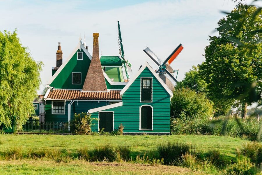 From Amsterdam: Zaanse Schans, Edam, & Marken Full-Day Trip - Marken and its wooden houses