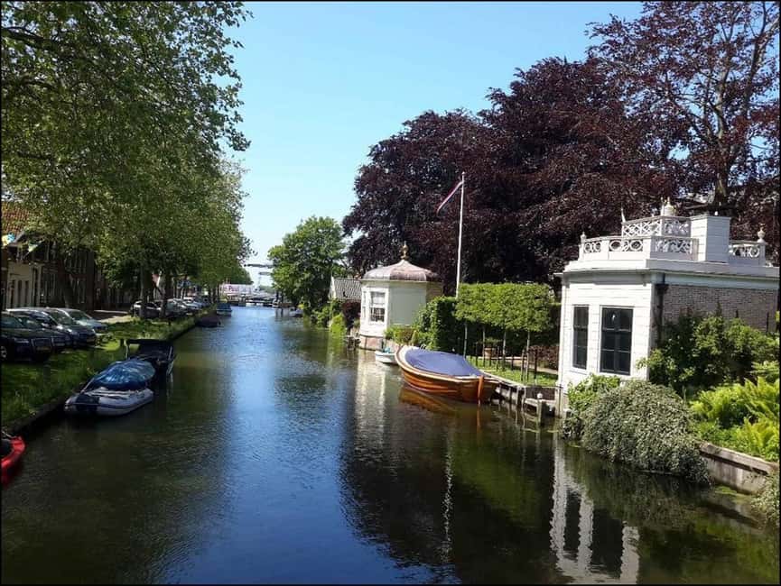 Full-day excursion to Edam, Volendam, and Marken - Edam: canals, cheese, and a quieter start
