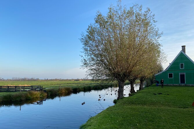Giethoorn, Afsluitdijk, Zaanse Schans Day Tour Incl Hotel Pick Up - Should you book the Giethoorn and Afsluitdijk tour?