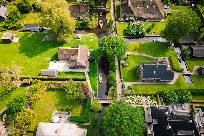 Giethoorn and Afsluitdijk Day Trip from Amsterdam with Boat Trip - Who should book this Giethoorn day trip?