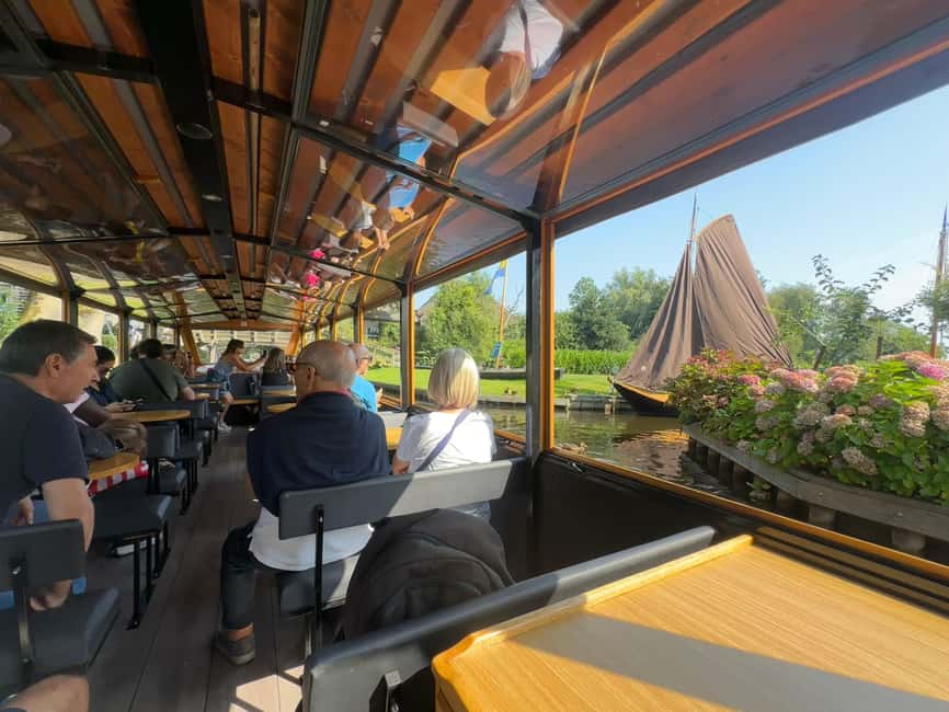 Giethoorn: Round trip from Amsterdam optional guided cruise - Why Giethoorn works so well as a day trip