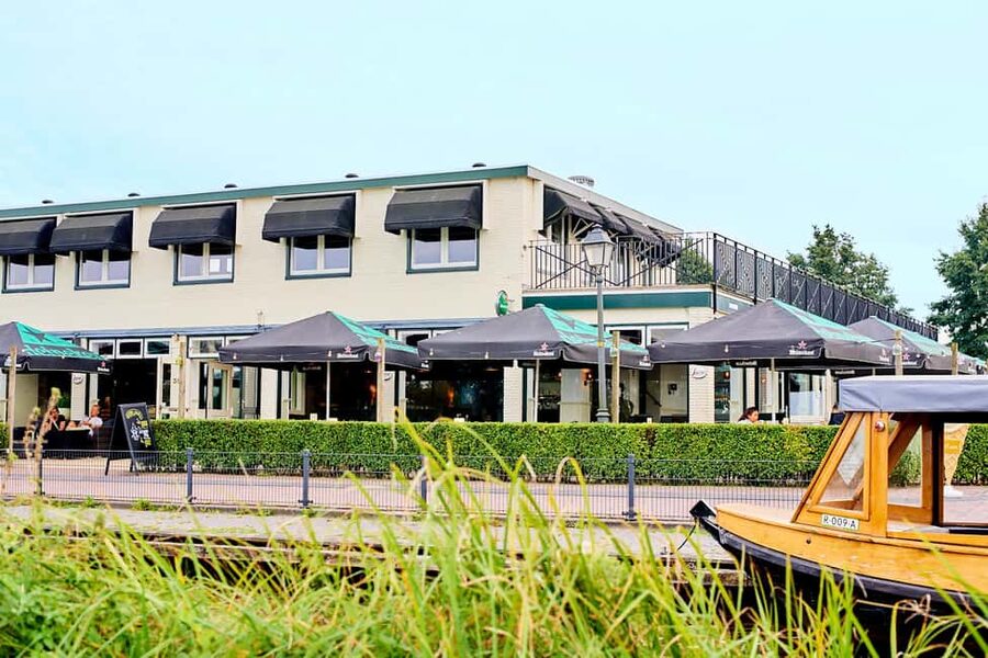 Giethoorn: Sightseeing Boat Tour - Practical limits that matter