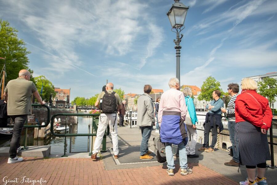 Gorinchem: Highlights Tour with local guide - Buiten de Waterpoort and the river view