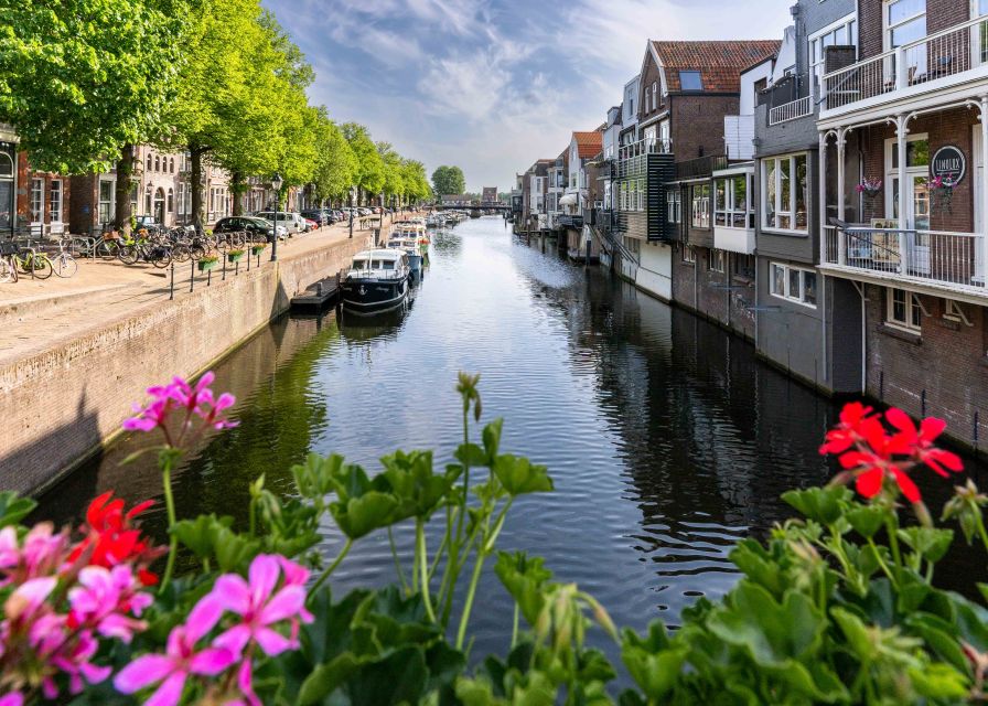 Gorinchem: Highlights Tour with local guide - What the guide adds, including Toon’s friendly style