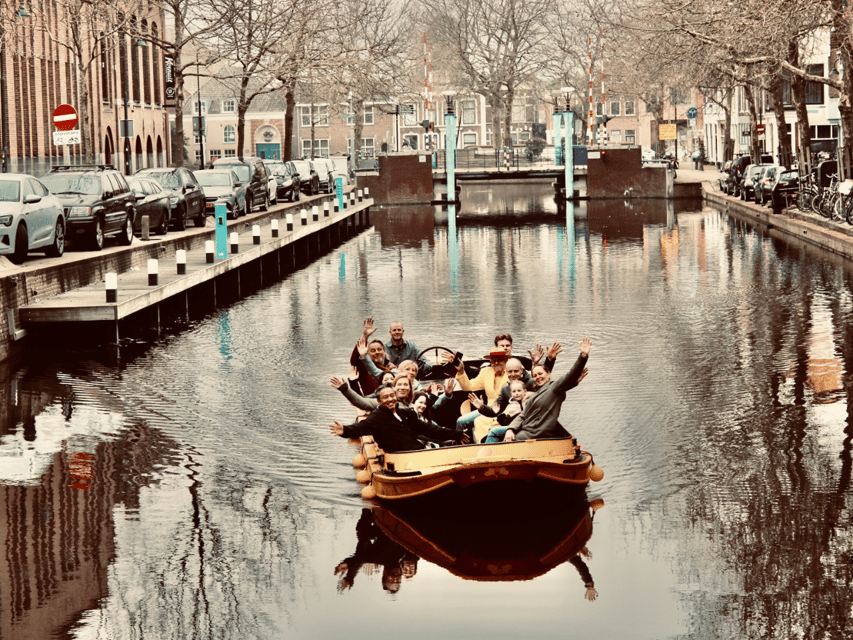 Gouda: Open Boat City Canal Cruise - Why the Open Boat Matters
