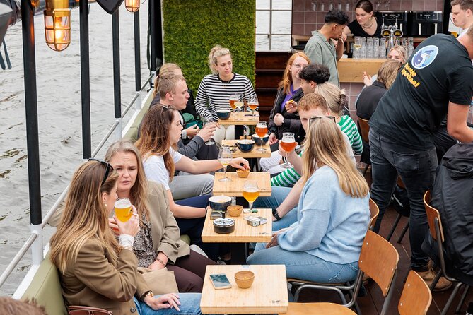 Groningen: Terrace Boat Experience with a Cozy Bar: 1.5 Hours - Roof, music, WiFi, and onboard comfort