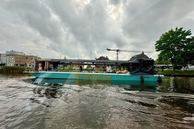 Groningen: Terrace Boat Experience with a Cozy Bar: 1 hour - Oosterhaven and the start of the cruise