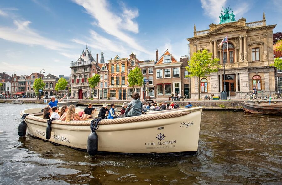 Haarlem: Guided Highlights Canal Cruise on Open Boat - Starting at Windmill De Adriaan