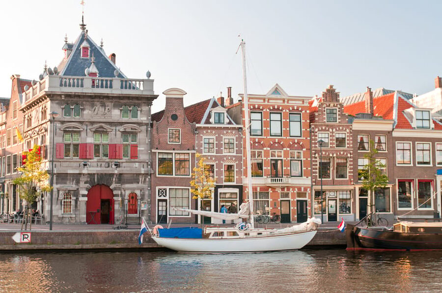 Haarlem Highlights Bike Tour - The guide can shape the whole experience