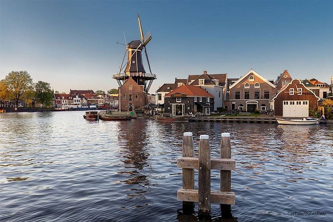 Haarlem Old Town Private Walking Tour - The World War II hiding place