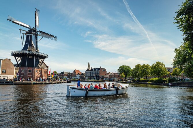 Haarlem Open-Boat Canal Cruise with Live Guide (Electric Boat) - Seeing Haarlem from Papentorenvest