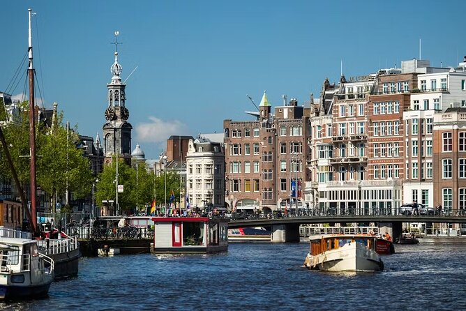 Highlights and Local Insights Canal Cruise Tour in Amsterdam - Chinatown and the city’s Hong Kong comparison