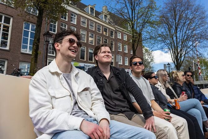 Highlights and Local Insights Canal Cruise Tour in Amsterdam - Herengracht and the Seven Bridges