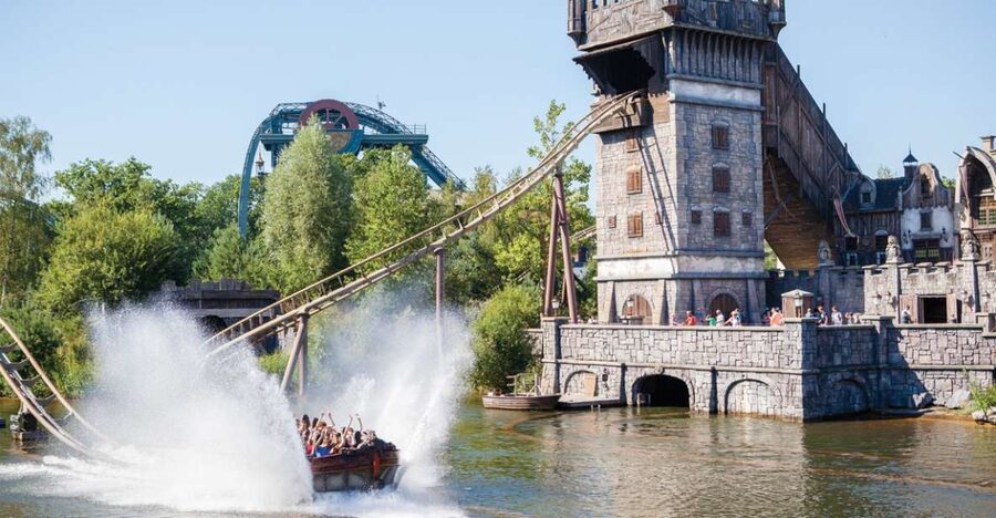 Kaatsheuvel: Efteling Theme Park Day Admission Ticket - Raveleijn and Aquanura add more than rides