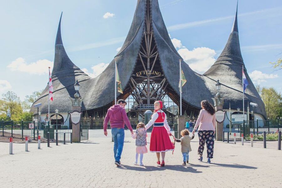 Kaatsheuvel: Efteling Theme Park Day Admission Ticket - Food, prices, and the real value of $47