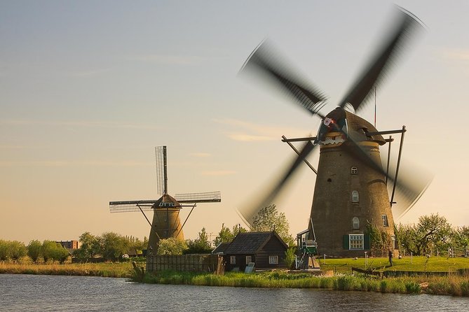 Kinderdijk, The Hague, Mauritshuis Private Tour from Amsterdam - How the private minivan affects the value