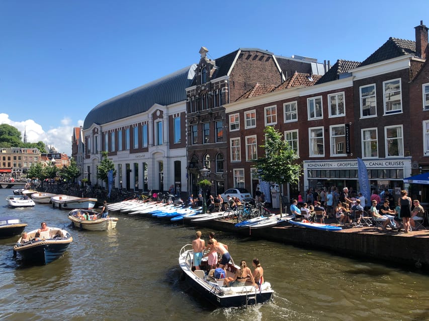 Leiden: Paddleboard Rental to Explore Leiden's Canals - Starting at Aalmarkt 4