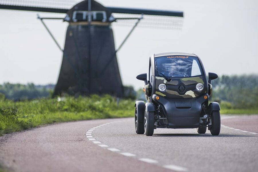 Lisse: Drive-it-Yourself Dutch Countryside GPS Audio Tour - Why This Lisse Drive Goes Beyond the Flower Fields