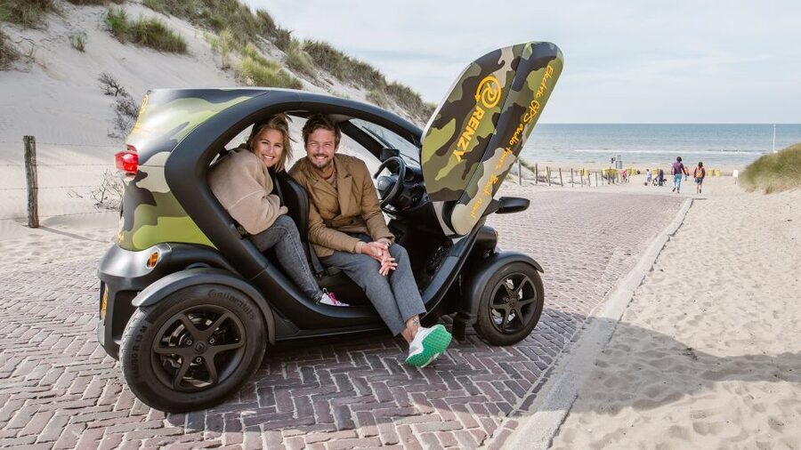 Lisse: Drive-it-Yourself Electric Dune & Beach Audio Tour - Beach and dune stops for photographs