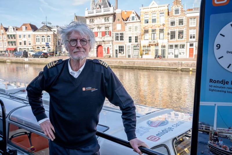 Local Cheese and Wine Cruise through Haarlem - Comfort on board and who should skip it