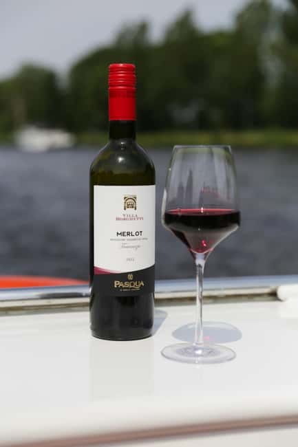 Local Cheese and Wine Cruise through Haarlem - The seasonal catch: July and August only