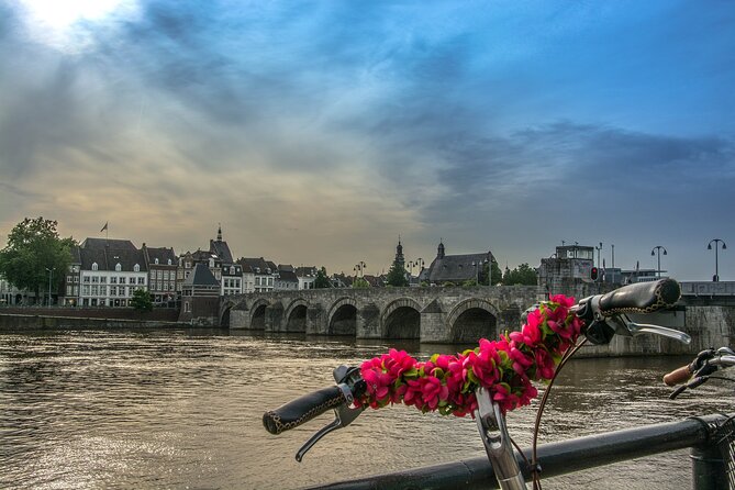 Maastricht Privat Sightseeing City Walk - Key points to know before you book