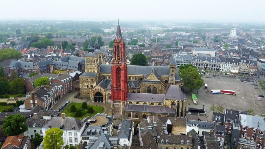Maastricht: Segway City Tours - A possible coffee, pie, or terrace pause